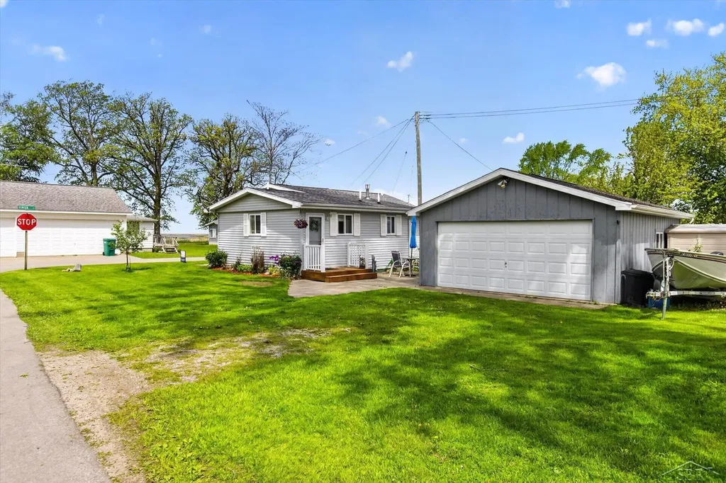 1857 Center Road Fairhaven Township MI 48759