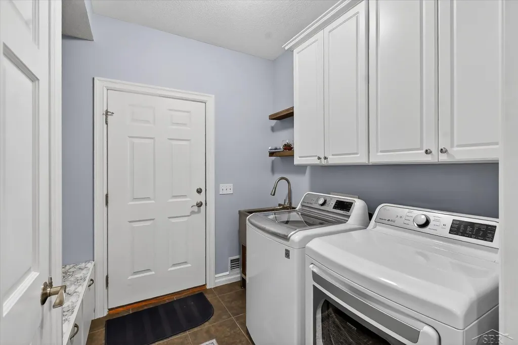 809 Rosewood Boulevard Homer Township MI 48640