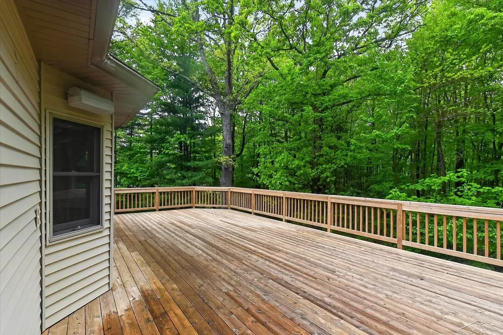 809 Rosewood Boulevard Homer Township MI 48640