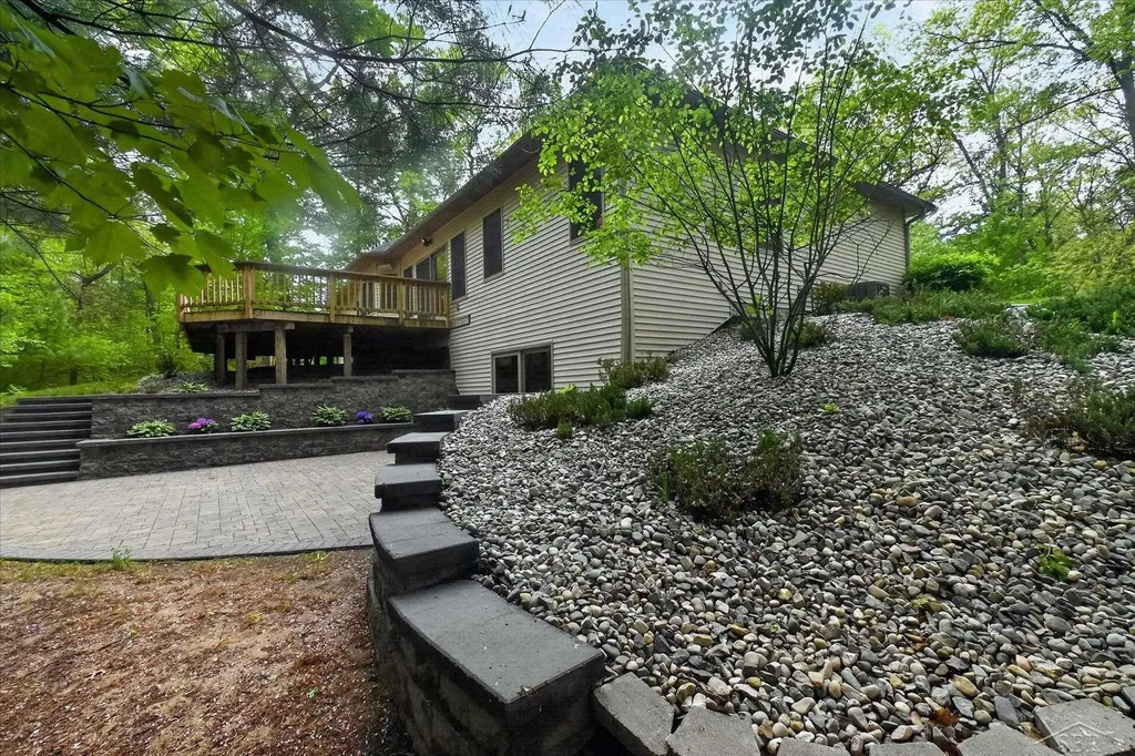 809 Rosewood Boulevard Homer Township MI 48640
