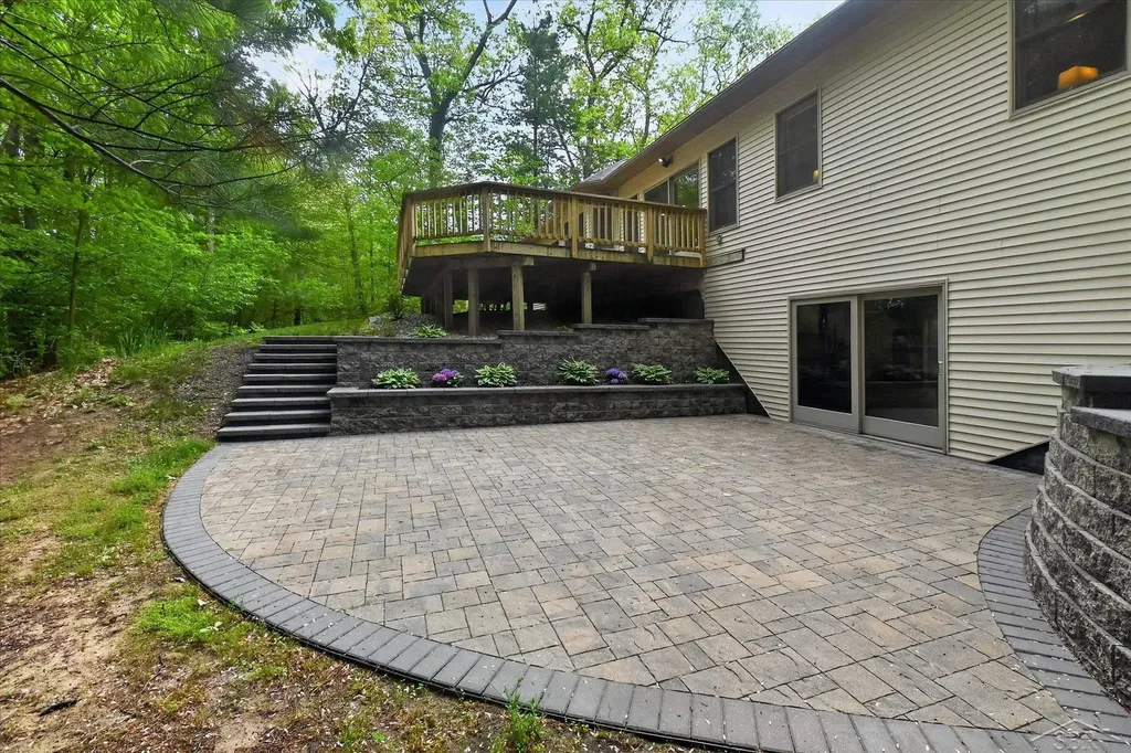 809 Rosewood Boulevard Homer Township MI 48640
