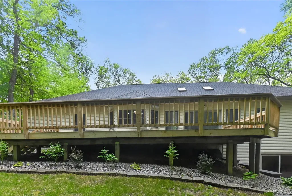 809 Rosewood Boulevard Homer Township MI 48640