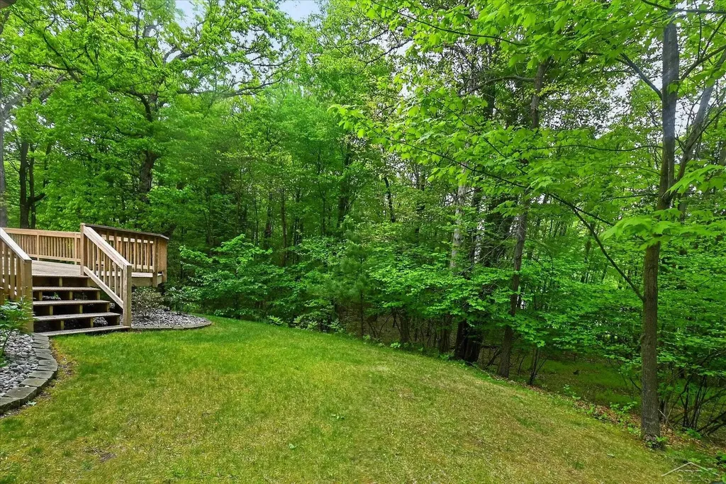 809 Rosewood Boulevard Homer Township MI 48640