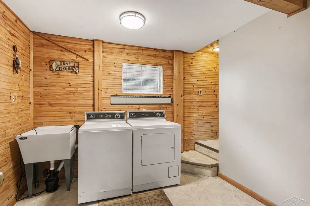 362 N Linwood Beach Road Fraser Township MI 48634