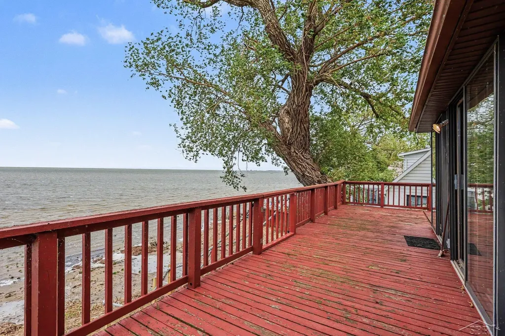362 N Linwood Beach Road Fraser Township MI 48634