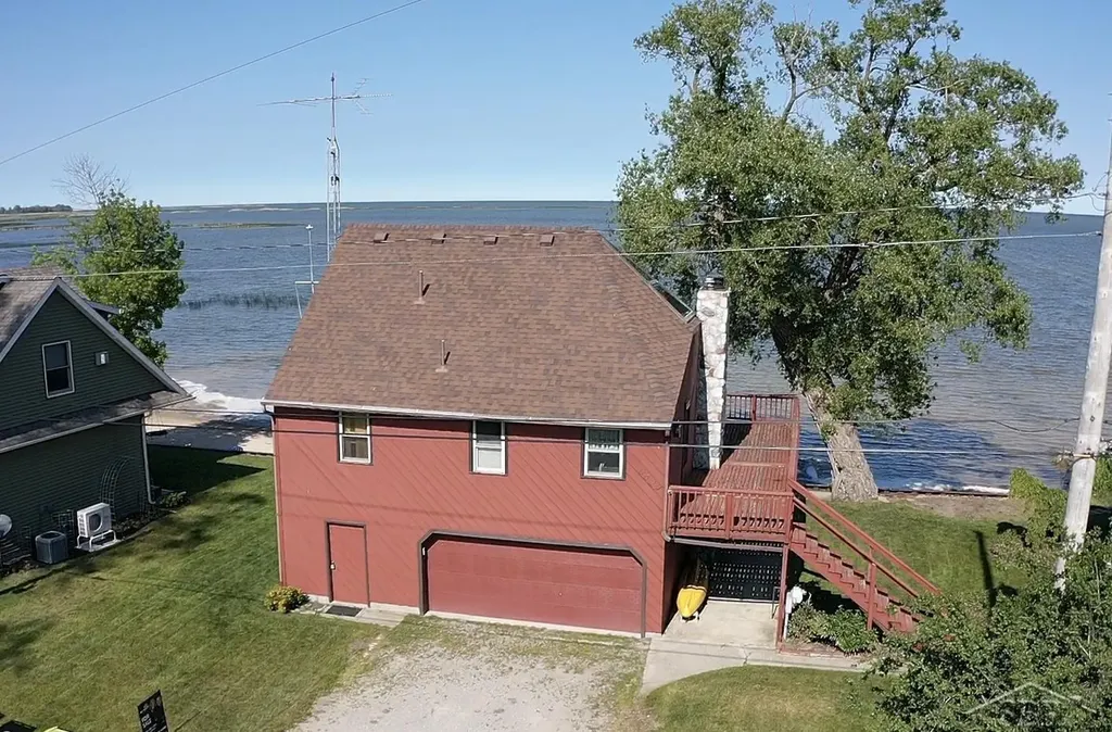 362 N Linwood Beach Road Fraser Township MI 48634