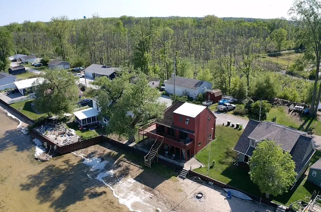 362 N Linwood Beach Road Fraser Township MI 48634