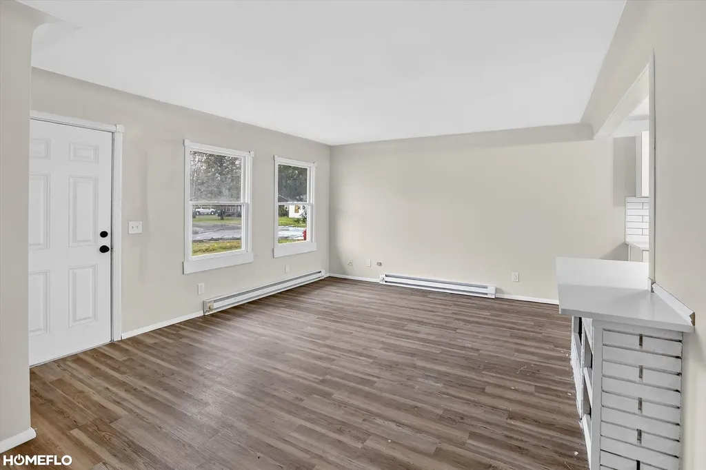 5025 Lodge Street Saginaw City MI 48601