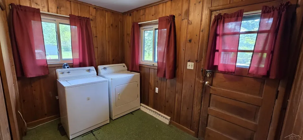 1308 Timothy Street Saginaw Charter Township MI 48638