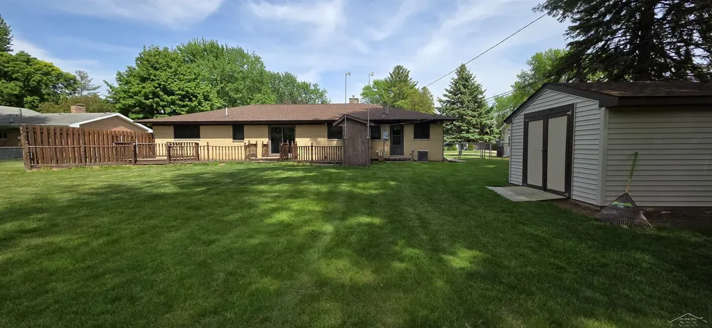1308 Timothy Street Saginaw Charter Township MI 48638