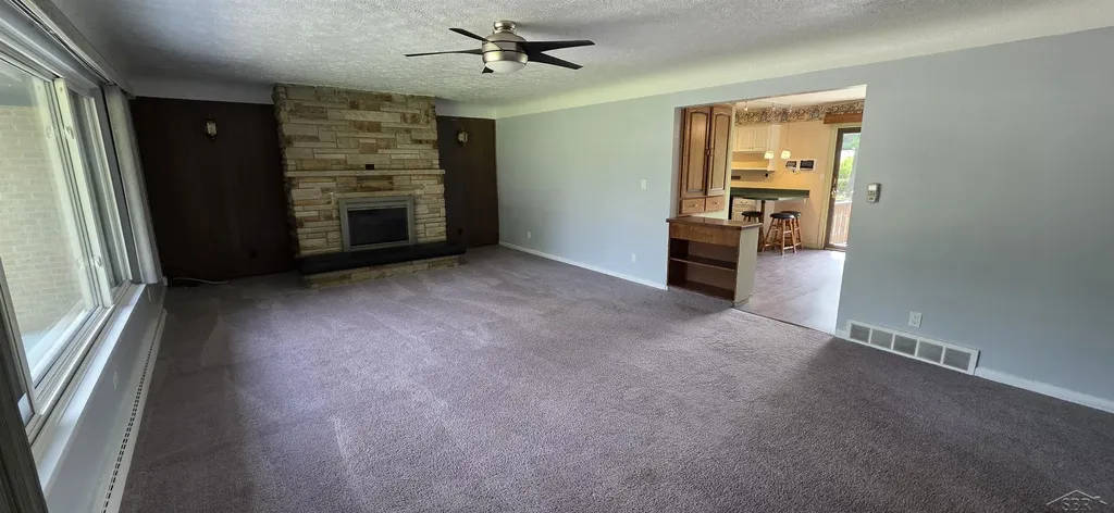 1308 Timothy Street Saginaw Charter Township MI 48638
