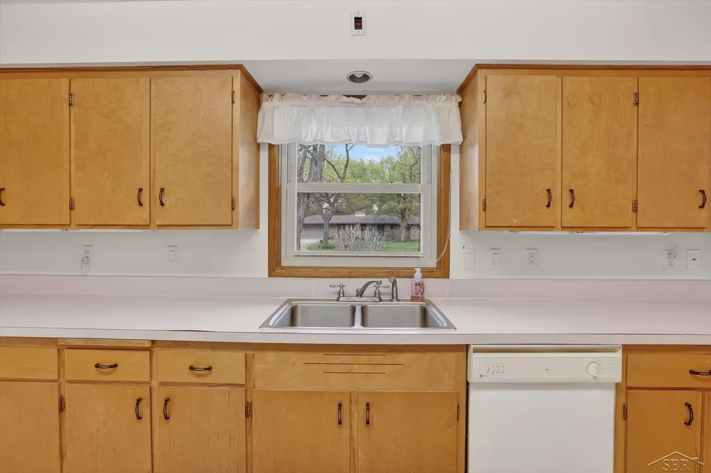 1603 Clover Lane Midland City MI 48640