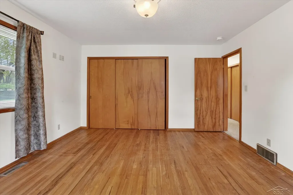 1603 Clover Lane Midland City MI 48640