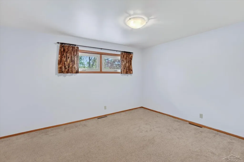 1603 Clover Lane Midland City MI 48640