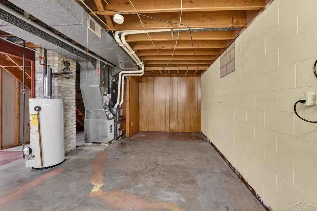 1603 Clover Lane Midland City MI 48640