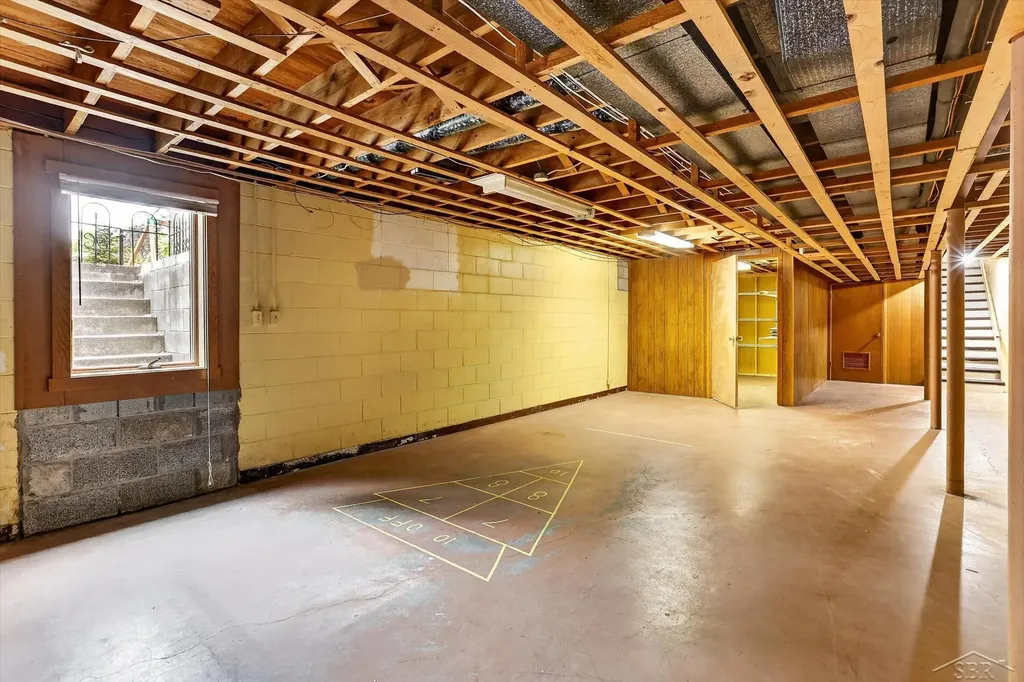 1603 Clover Lane Midland City MI 48640