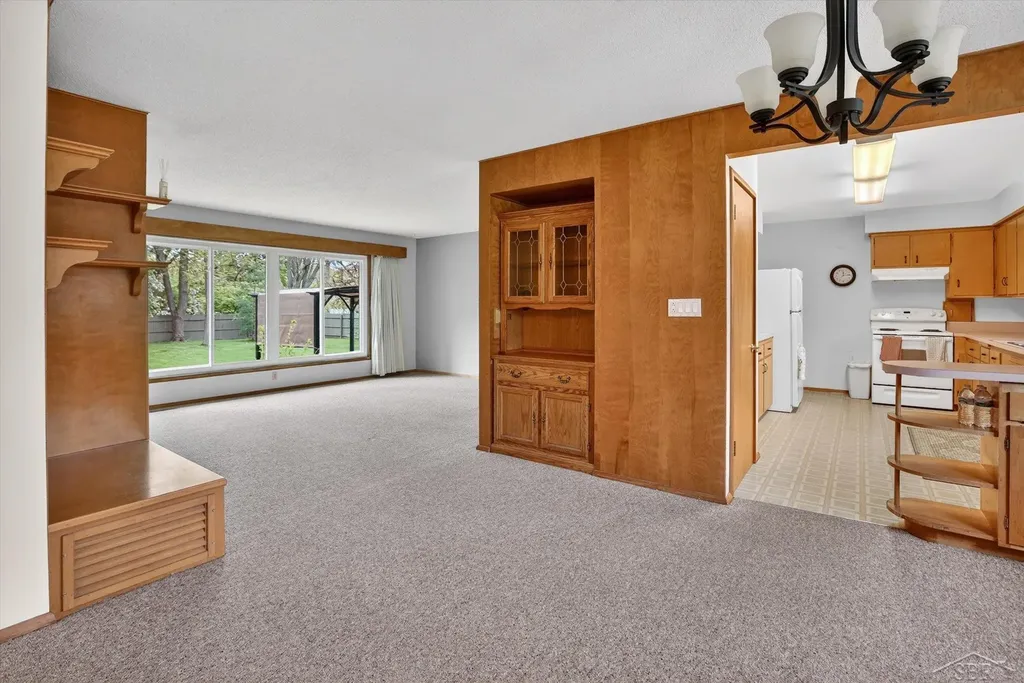 1603 Clover Lane Midland City MI 48640
