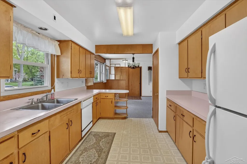 1603 Clover Lane Midland City MI 48640