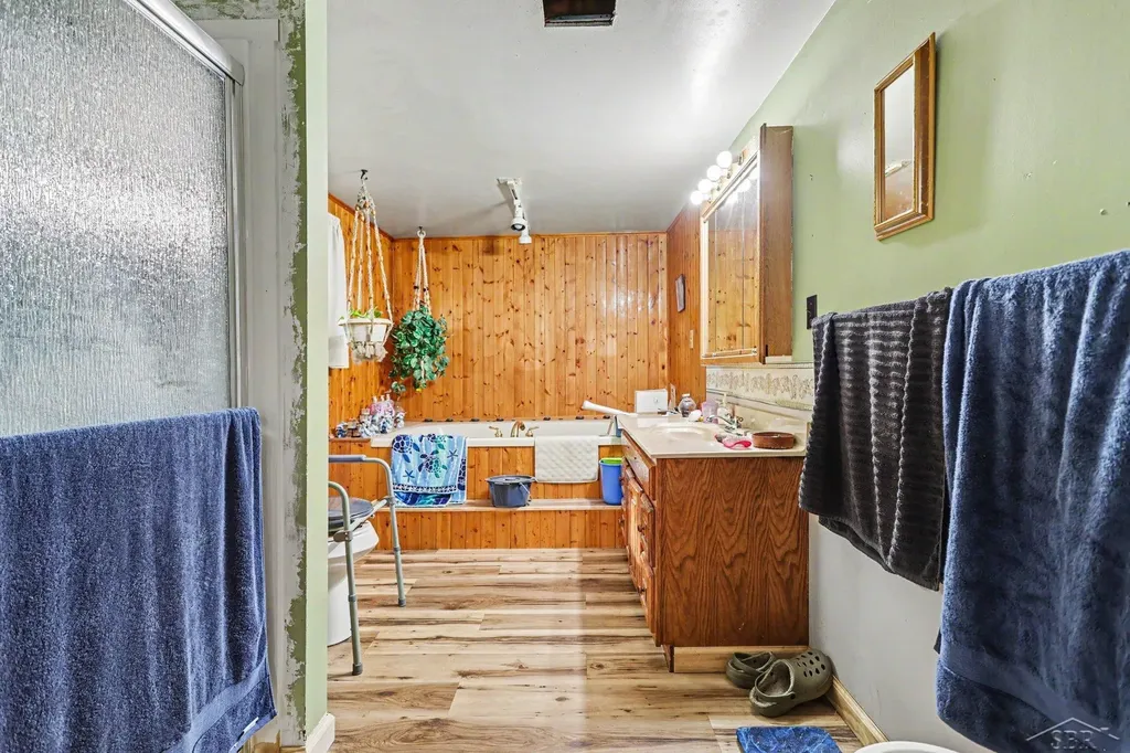 536 Warren Road Ovid Township MI 49036