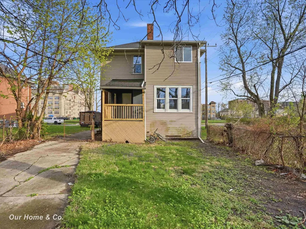 1956 Lothrop Street Detroit City MI 48206