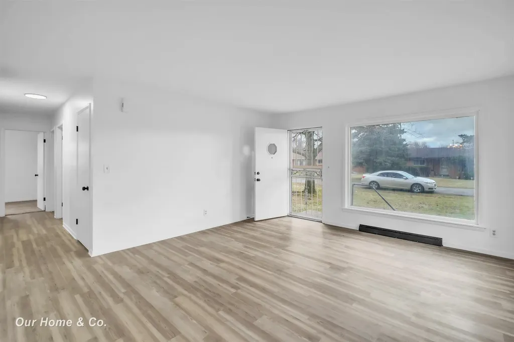 4637 S Gregory Street Buena Vista Charter Township MI 48601