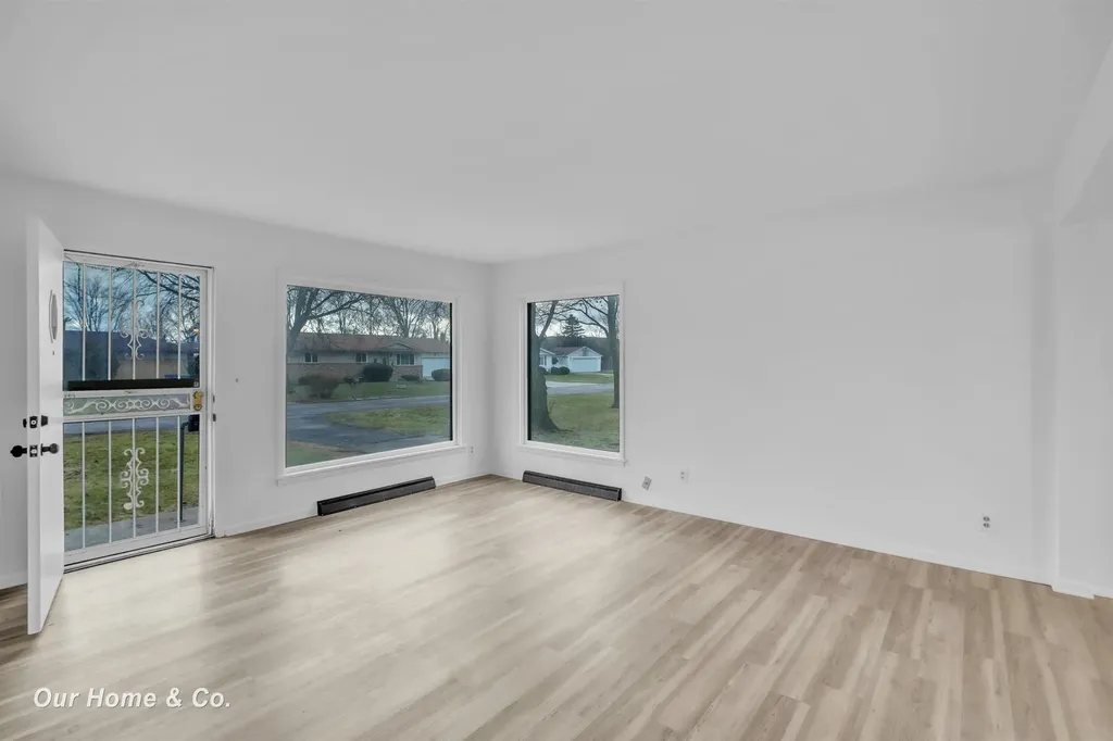 4637 S Gregory Street Buena Vista Charter Township MI 48601