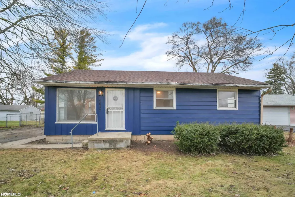 4637 S Gregory Street Buena Vista Charter Township MI 48601