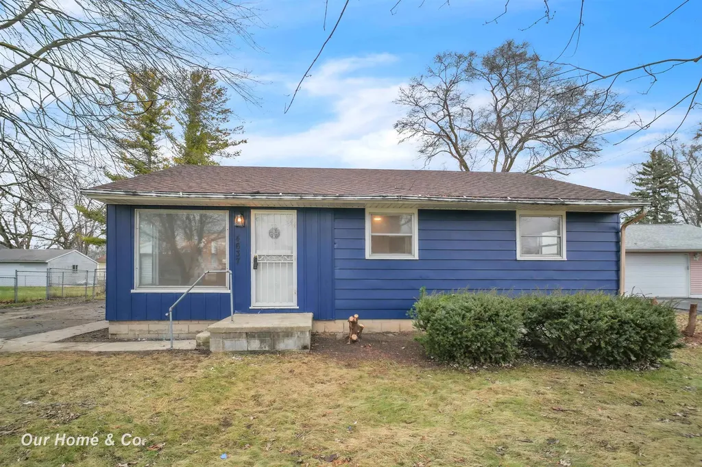 4637 S Gregory Street Buena Vista Charter Township MI 48601