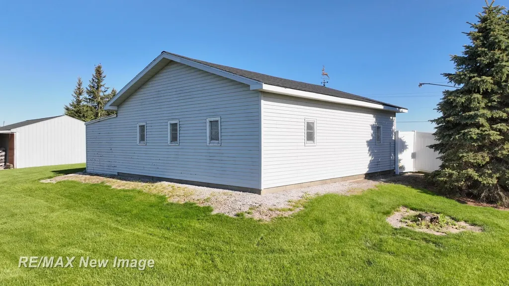 3520 W Kochville Road Kochville Township MI 48604