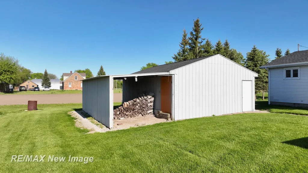 3520 W Kochville Road Kochville Township MI 48604