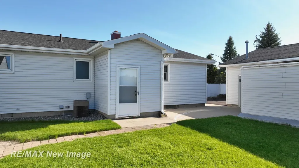 3520 W Kochville Road Kochville Township MI 48604