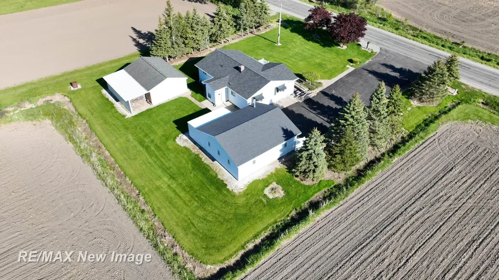 3520 W Kochville Road Kochville Township MI 48604