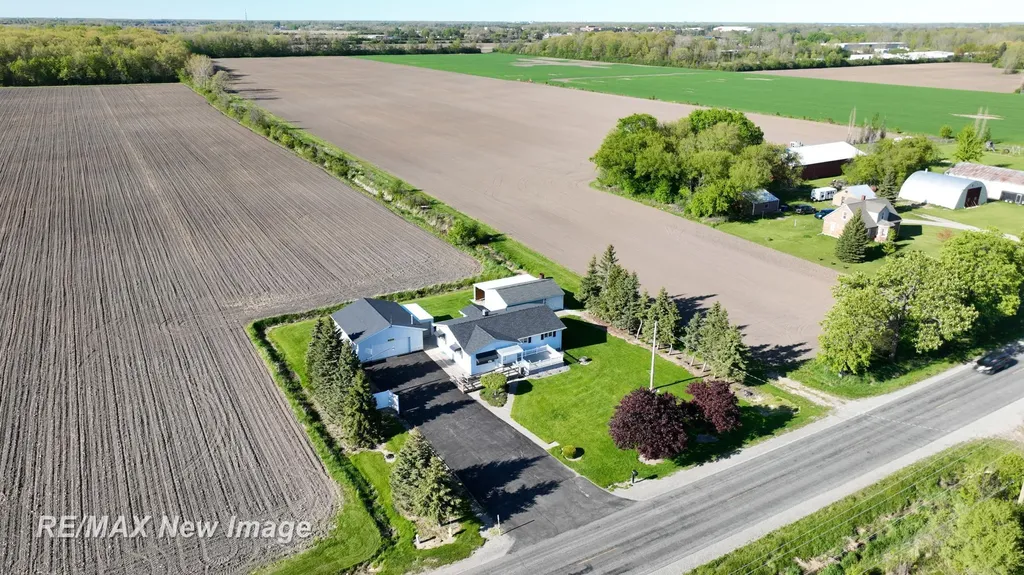 3520 W Kochville Road Kochville Township MI 48604