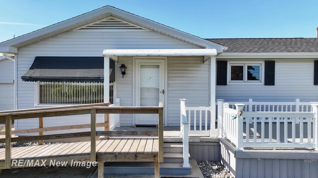 3520 W Kochville Road Kochville Township MI 48604