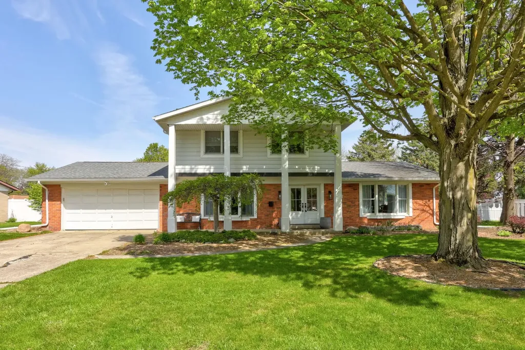 405 Nickless Street Frankenmuth City MI 48734
