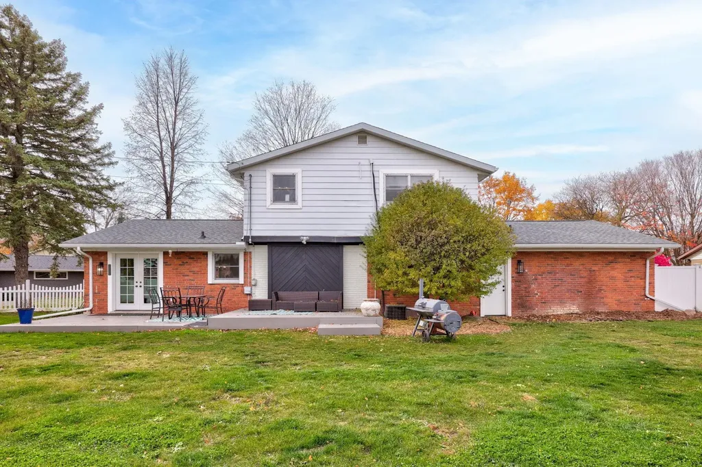 405 Nickless Street Frankenmuth City MI 48734