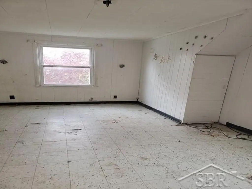 2626 Hermansau Street Saginaw Charter Township MI 48602