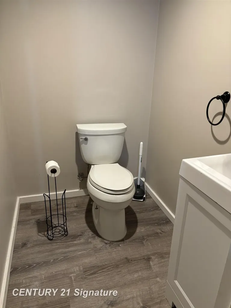 5 Valentine Court Saginaw Charter Township MI 48638