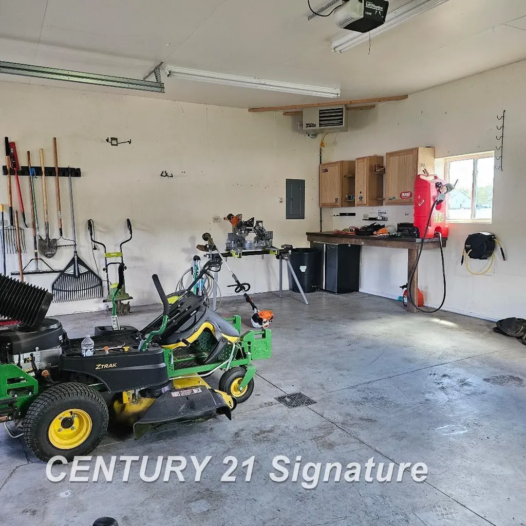 3891 Mystic Trail Saginaw Charter Township MI 48603