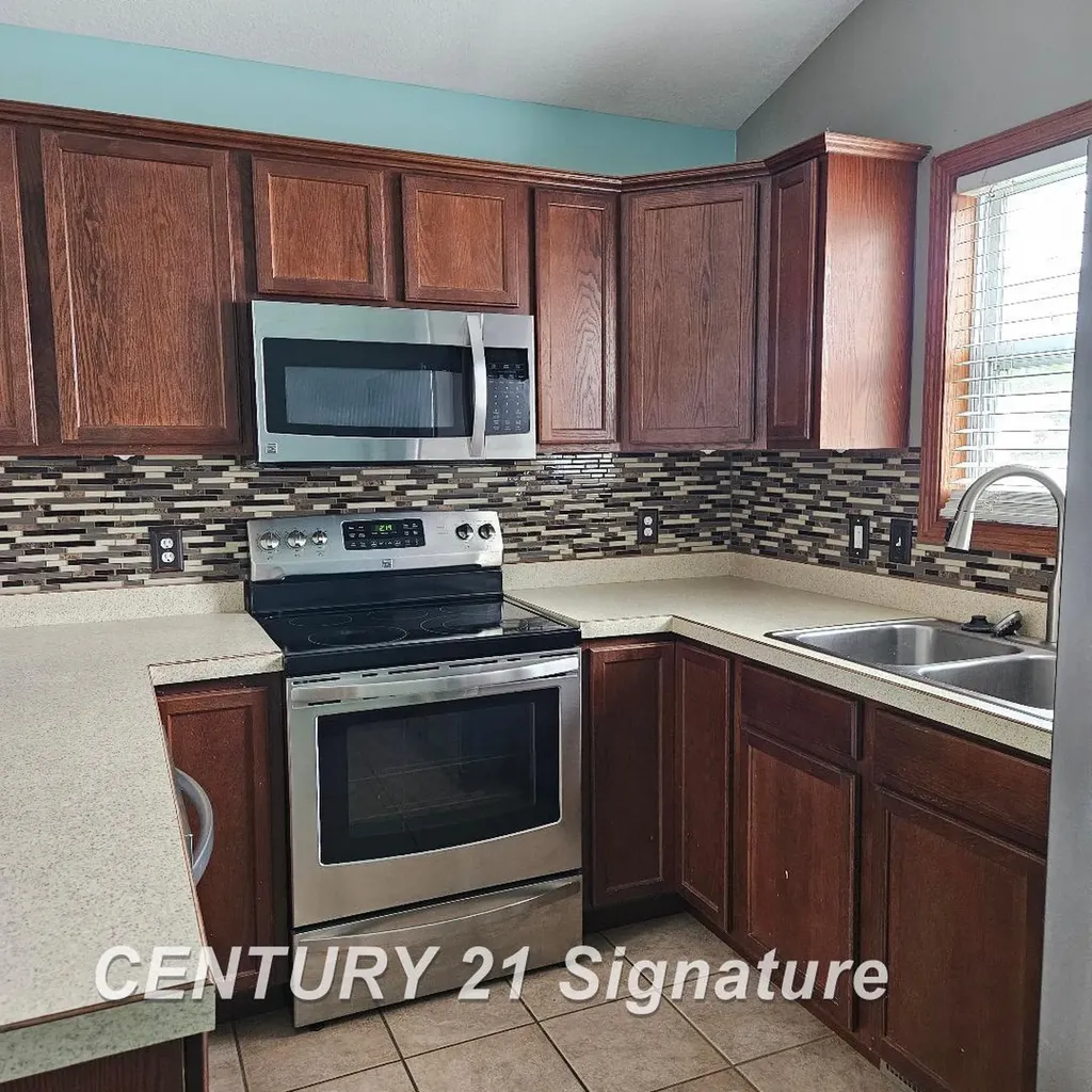 3891 Mystic Trail Saginaw Charter Township MI 48603