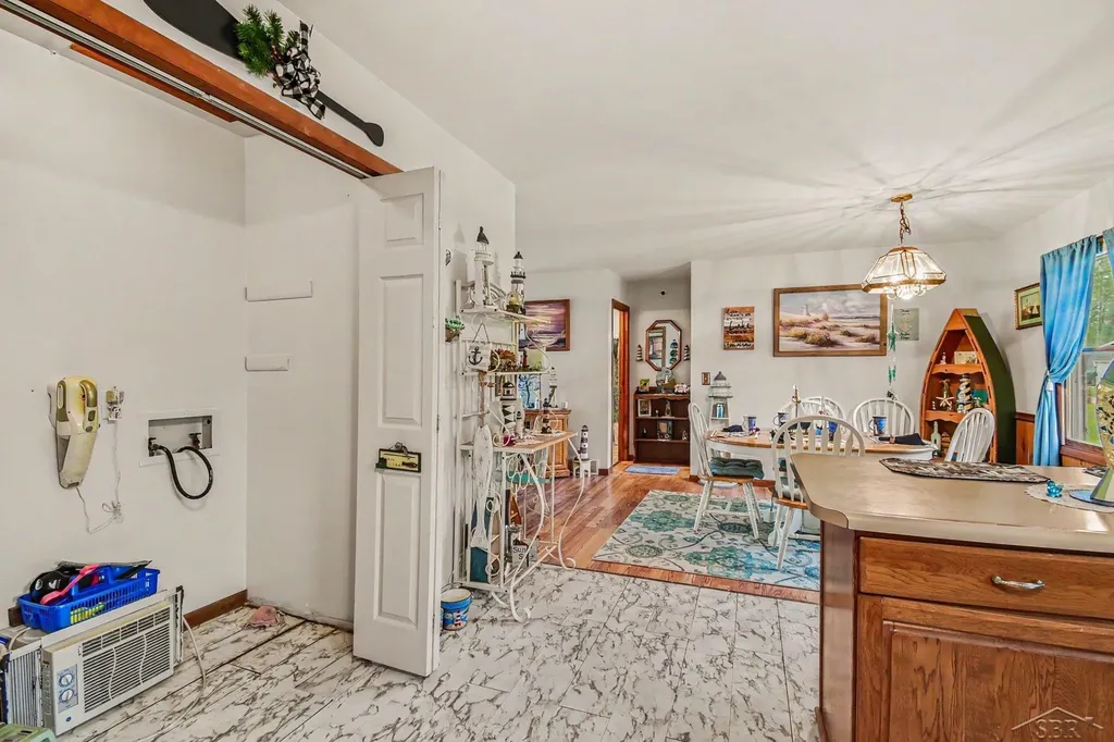 3045 W Lakeside Drive Edwards Township MI 48661