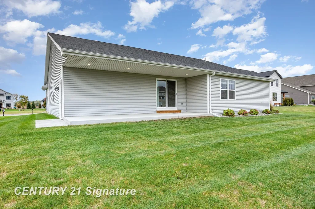 10585 Prairie View Court Tittabawassee Township MI 48623