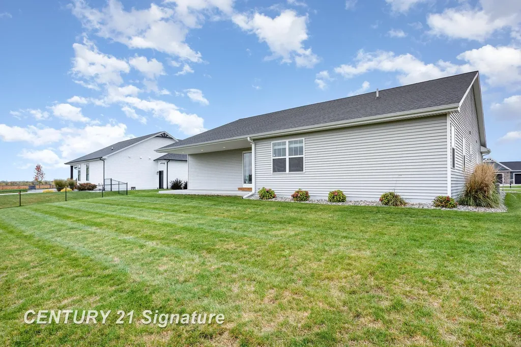 10585 Prairie View Court Tittabawassee Township MI 48623