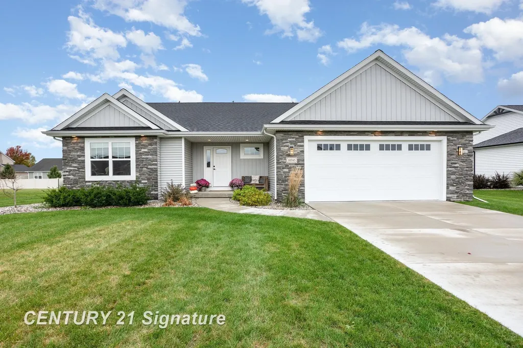 10585 Prairie View Court Tittabawassee Township MI 48623