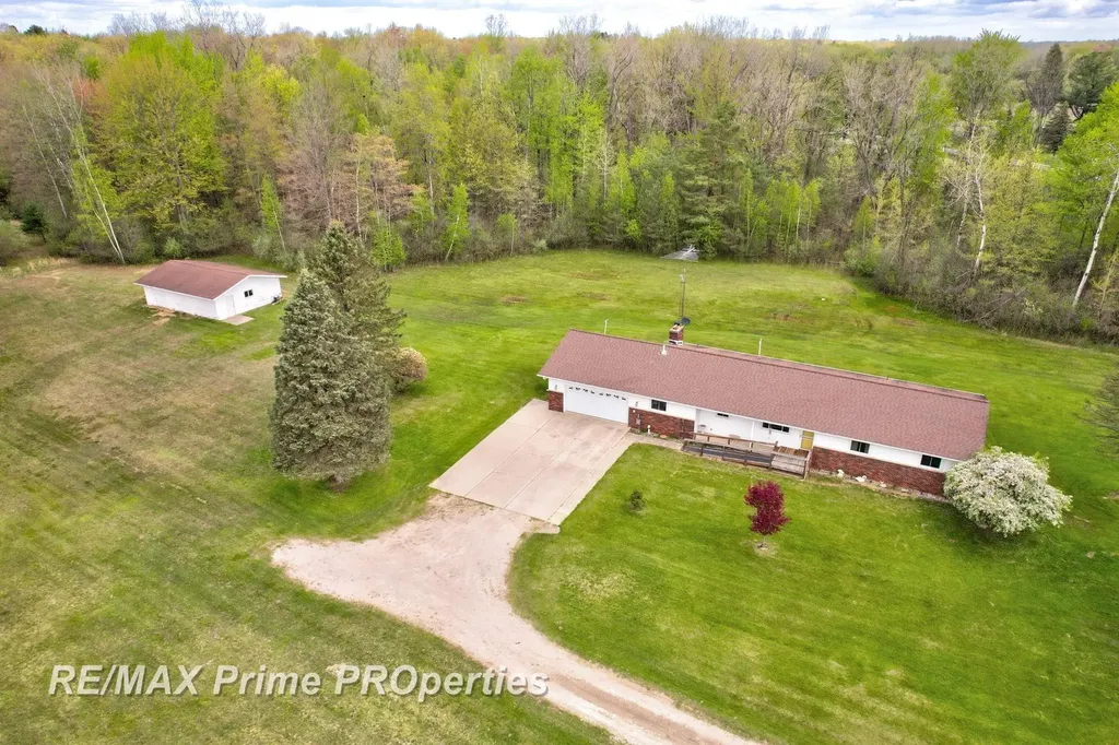 4301 Curtis Road Bridgeport Charter Township MI 48415