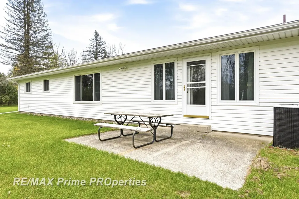 4301 Curtis Road Bridgeport Charter Township MI 48415