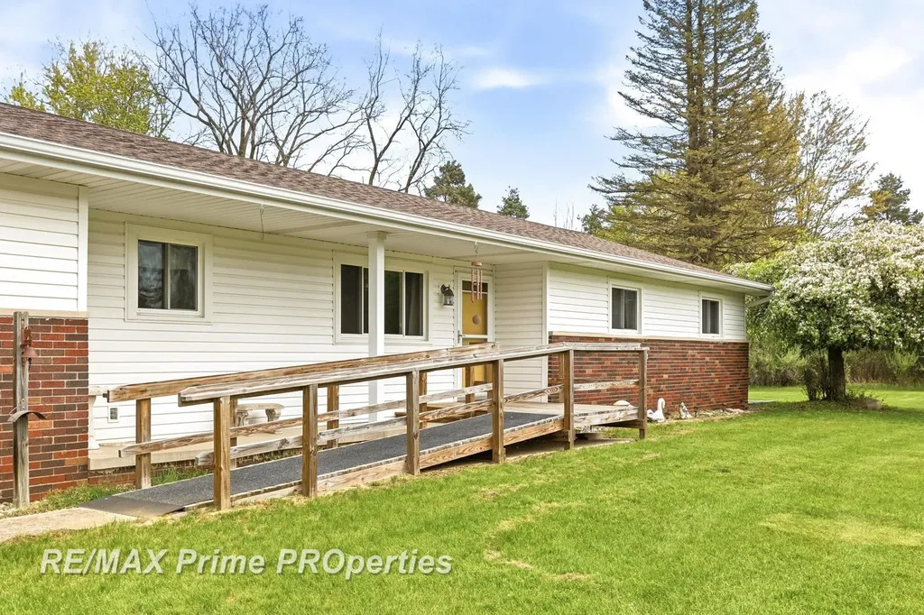 4301 Curtis Road Bridgeport Charter Township MI 48415