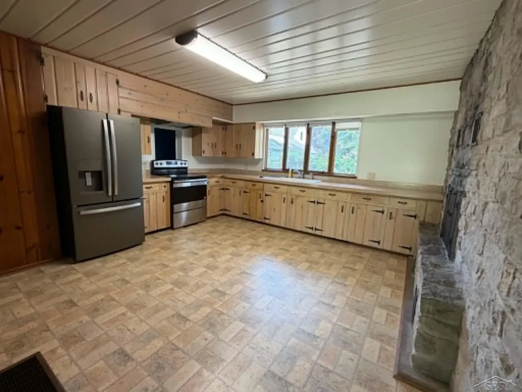 3 Orchard Court Essexville City MI 48732