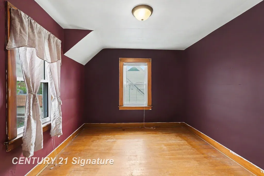 3237 Carter Street Saginaw City MI 48601