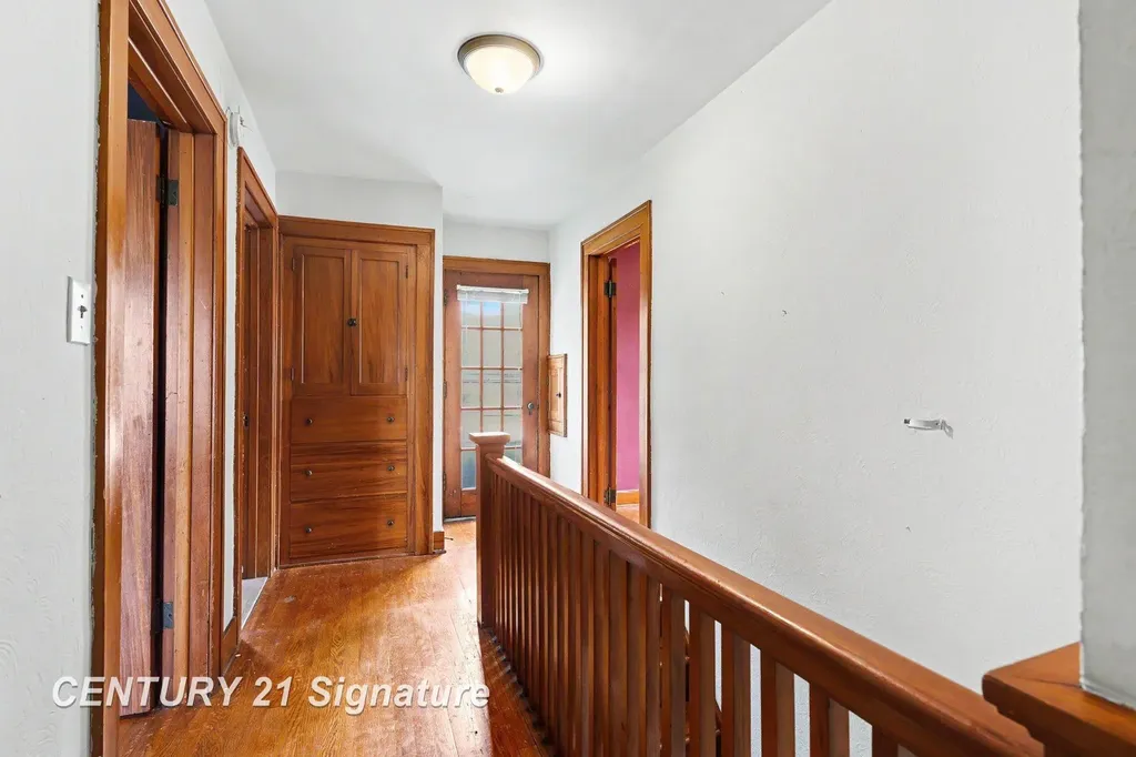 3237 Carter Street Saginaw City MI 48601